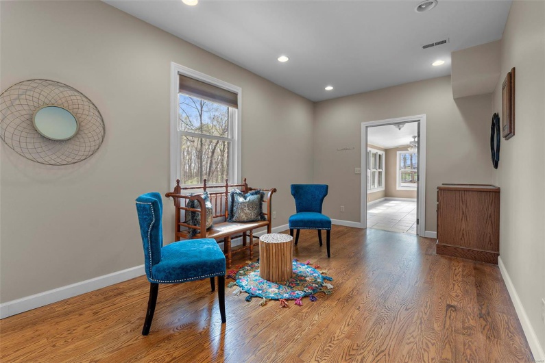 1615 Cherokee Street, Jackson, Missouri 63755, 3 Bedrooms Bedrooms, 15 Rooms Rooms,3 BathroomsBathrooms,Residential,For Sale,Cherokee,MAR25022835
