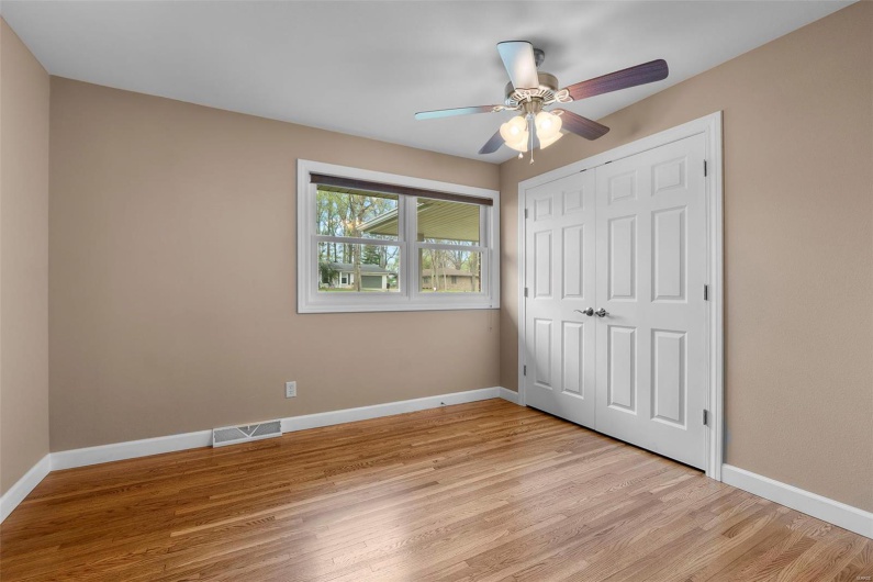 1615 Cherokee Street, Jackson, Missouri 63755, 3 Bedrooms Bedrooms, 15 Rooms Rooms,3 BathroomsBathrooms,Residential,For Sale,Cherokee,MAR25022835