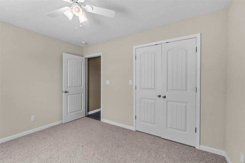 215 Stonewall Drive, Jackson, Missouri 63755, 3 Bedrooms Bedrooms, 8 Rooms Rooms,2 BathroomsBathrooms,Residential,For Sale,Stonewall,MAR25028784