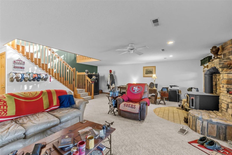 29717 State Highway 34, Marble Hill, Missouri 63764, 5 Bedrooms Bedrooms, 10 Rooms Rooms,4 BathroomsBathrooms,Residential,For Sale,State Highway 34,MAR25028787