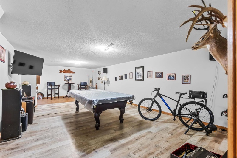 29717 State Highway 34, Marble Hill, Missouri 63764, 5 Bedrooms Bedrooms, 10 Rooms Rooms,4 BathroomsBathrooms,Residential,For Sale,State Highway 34,MAR25028787