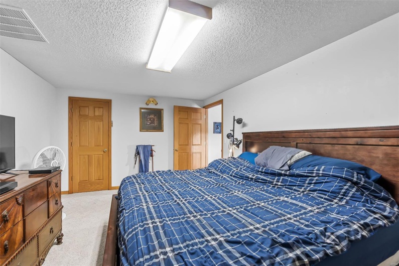 29717 State Highway 34, Marble Hill, Missouri 63764, 5 Bedrooms Bedrooms, 10 Rooms Rooms,4 BathroomsBathrooms,Residential,For Sale,State Highway 34,MAR25028787