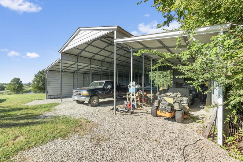 29717 State Highway 34, Marble Hill, Missouri 63764, 5 Bedrooms Bedrooms, 10 Rooms Rooms,4 BathroomsBathrooms,Residential,For Sale,State Highway 34,MAR25028787