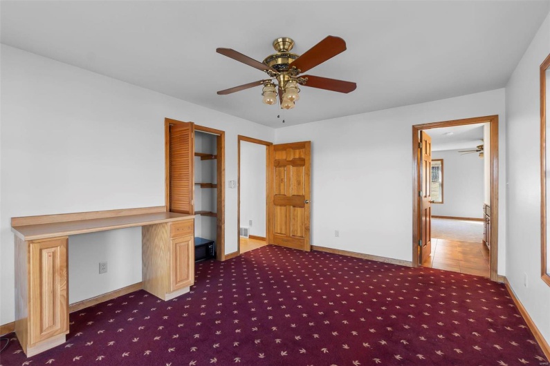 250 Brandy Lane, Cape Girardeau, Missouri 63701, 5 Bedrooms Bedrooms, 9 Rooms Rooms,3 BathroomsBathrooms,Residential,For Sale,Brandy,MAR25028970