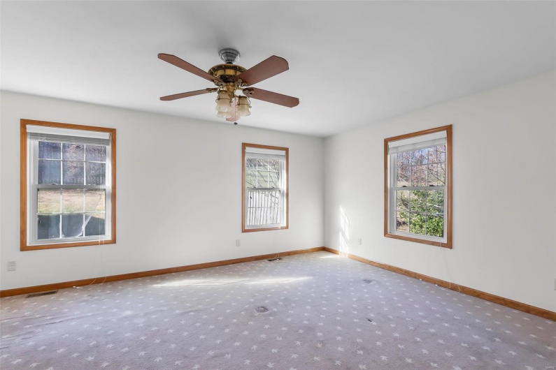 250 Brandy Lane, Cape Girardeau, Missouri 63701, 5 Bedrooms Bedrooms, 9 Rooms Rooms,3 BathroomsBathrooms,Residential,For Sale,Brandy,MAR25028970