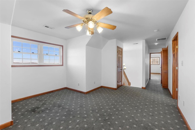250 Brandy Lane, Cape Girardeau, Missouri 63701, 5 Bedrooms Bedrooms, 9 Rooms Rooms,3 BathroomsBathrooms,Residential,For Sale,Brandy,MAR25028970