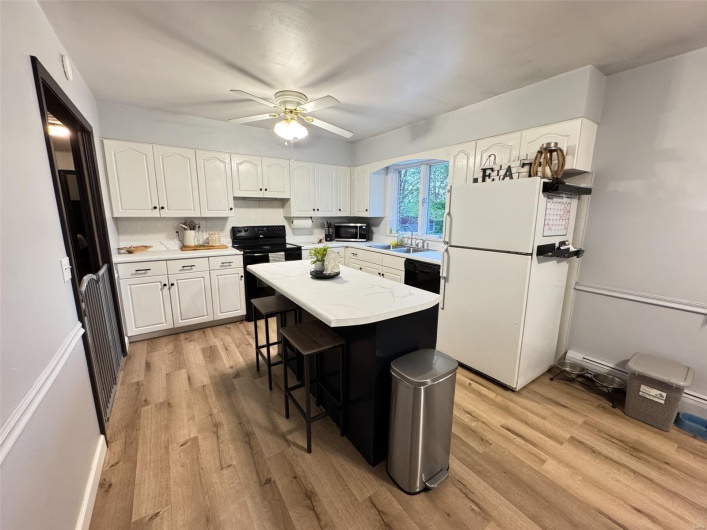 218 Riverview Drive, Ste Genevieve, Missouri 63670, 2 Bedrooms Bedrooms, 8 Rooms Rooms,1 BathroomBathrooms,Residential,For Sale,Riverview,MAR25028570