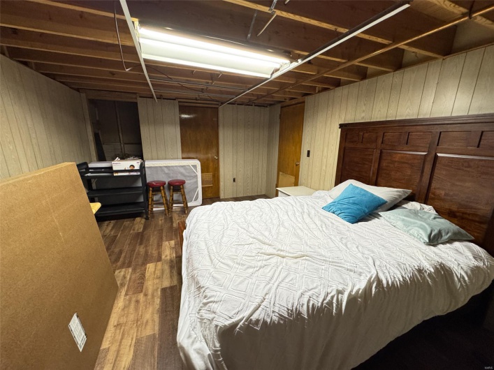 218 Riverview Drive, Ste Genevieve, Missouri 63670, 2 Bedrooms Bedrooms, 8 Rooms Rooms,1 BathroomBathrooms,Residential,For Sale,Riverview,MAR25028570