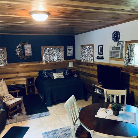 8862 Bald Eagle, French Village, Missouri 63036, 2 Rooms Rooms,Residential,For Sale,Bald Eagle,MAR25028987