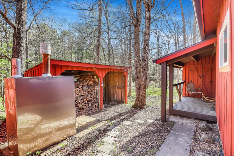 858 Wayne RM, Silva, Missouri 63964, 3 Bedrooms Bedrooms, 12 Rooms Rooms,3 BathroomsBathrooms,Farm,For Sale,Wayne RM,MAR25012560