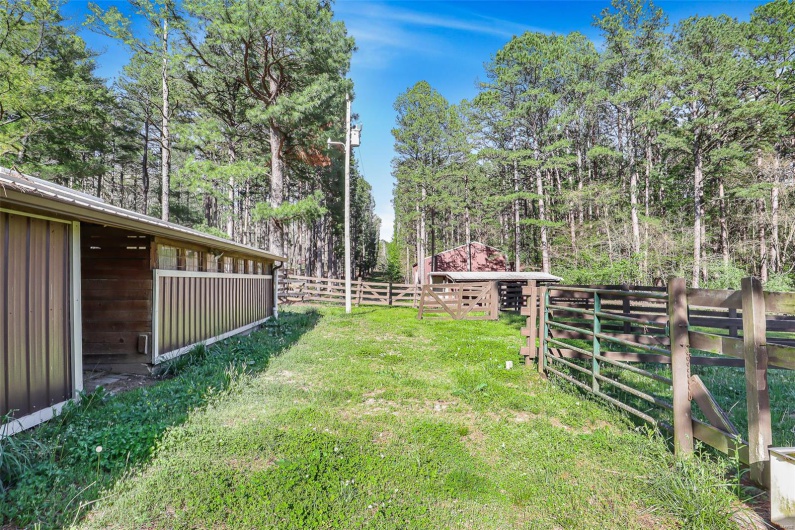 858 Wayne RM, Silva, Missouri 63964, 3 Bedrooms Bedrooms, 12 Rooms Rooms,3 BathroomsBathrooms,Farm,For Sale,Wayne RM,MAR25012560