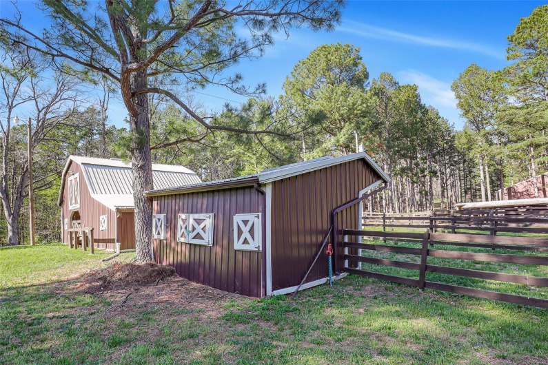 858 Wayne RM, Silva, Missouri 63964, 3 Bedrooms Bedrooms, 12 Rooms Rooms,3 BathroomsBathrooms,Farm,For Sale,Wayne RM,MAR25012560