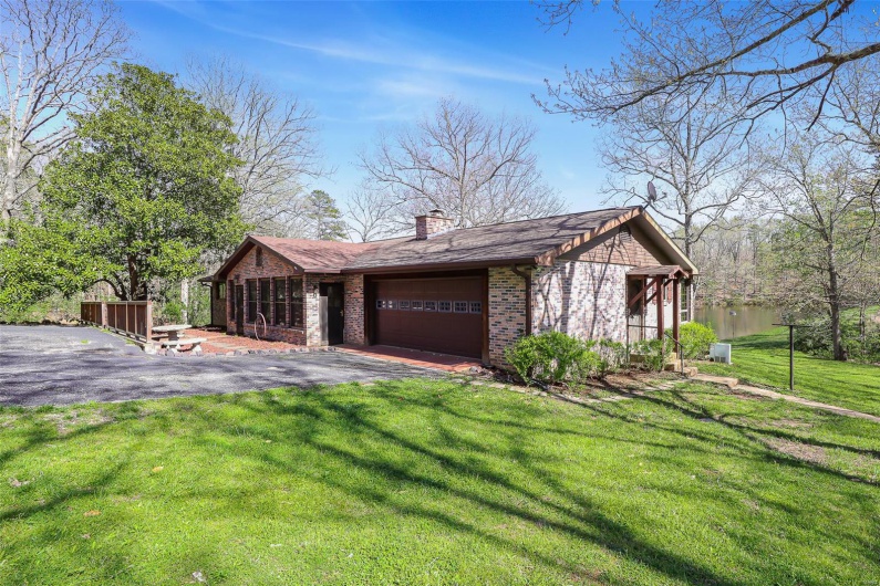 858 Wayne RM, Silva, Missouri 63964, 3 Bedrooms Bedrooms, 12 Rooms Rooms,3 BathroomsBathrooms,Farm,For Sale,Wayne RM,MAR25012560