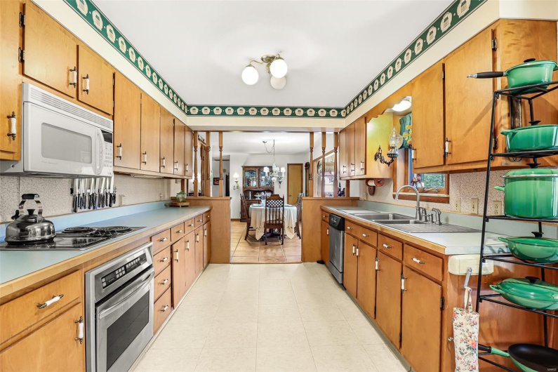 858 Wayne RM, Silva, Missouri 63964, 3 Bedrooms Bedrooms, 12 Rooms Rooms,3 BathroomsBathrooms,Farm,For Sale,Wayne RM,MAR25012560