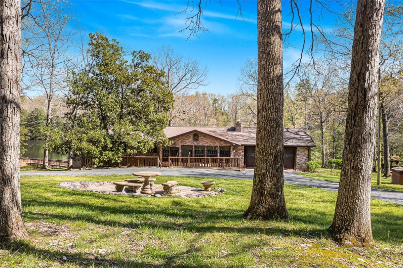 858 Wayne RM, Silva, Missouri 63964, 3 Bedrooms Bedrooms, 12 Rooms Rooms,3 BathroomsBathrooms,Farm,For Sale,Wayne RM,MAR25012560