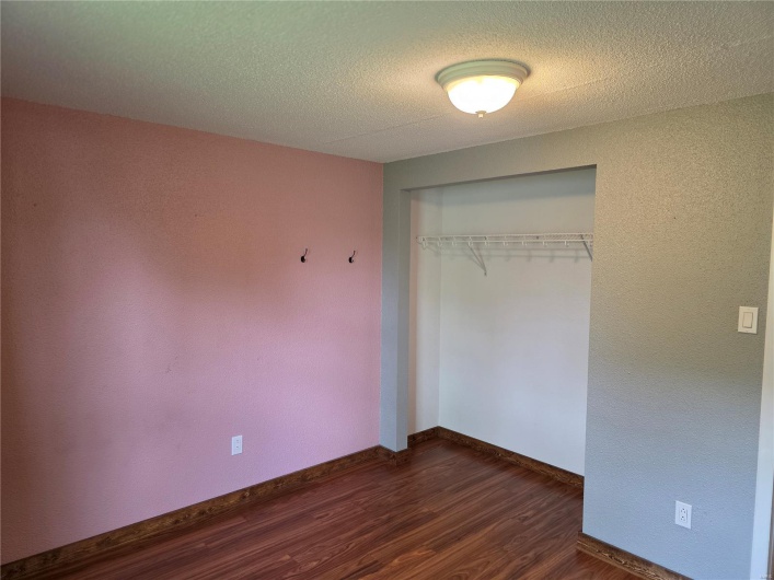 306 Edna Lane, Sparta, Illinois 62286, 3 Bedrooms Bedrooms, 9 Rooms Rooms,2 BathroomsBathrooms,Residential,For Sale,Edna,MAR25028725