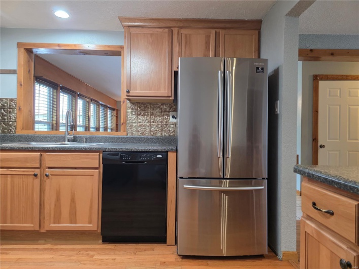 306 Edna Lane, Sparta, Illinois 62286, 3 Bedrooms Bedrooms, 9 Rooms Rooms,2 BathroomsBathrooms,Residential,For Sale,Edna,MAR25028725