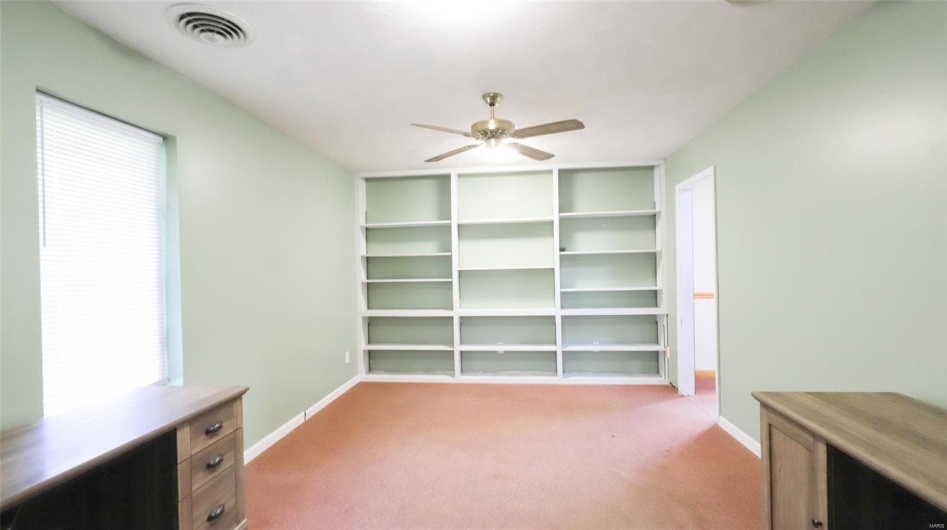 833 Weber Road, Farmington, Missouri 63640, ,Commercial Sale,For Sale,Weber,MAR25028964