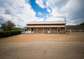 833 Weber Road, Farmington, Missouri 63640, ,Commercial Sale,For Sale,Weber,MAR25028964
