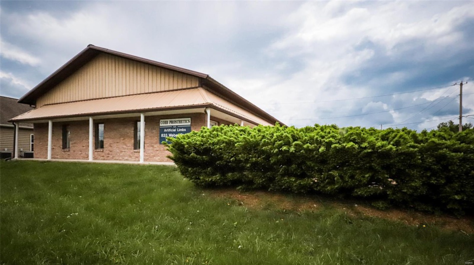 833 Weber Road, Farmington, Missouri 63640, ,Commercial Sale,For Sale,Weber,MAR25028964