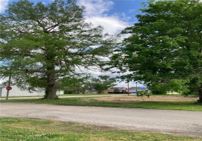 403 Daniel Street, Sikeston, Missouri 63801, ,Land,For Sale,Daniel,MAR25029188