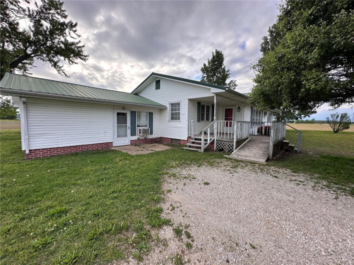 Driveway side