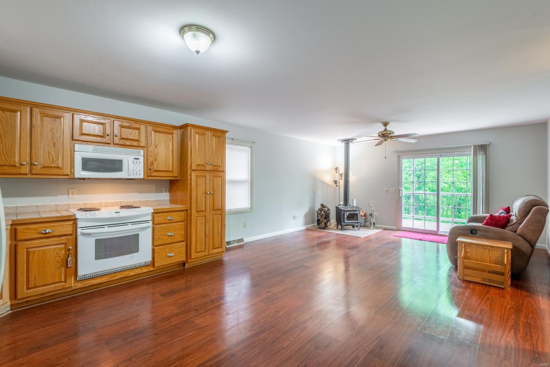 5152 Big Dipper Drive, Perryville, Missouri 63775, 2 Bedrooms Bedrooms, 5 Rooms Rooms,3 BathroomsBathrooms,Residential,For Sale,Big Dipper,MAR25027865