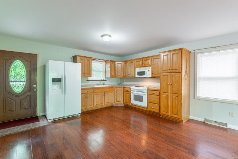 5152 Big Dipper Drive, Perryville, Missouri 63775, 2 Bedrooms Bedrooms, 5 Rooms Rooms,3 BathroomsBathrooms,Residential,For Sale,Big Dipper,MAR25027865