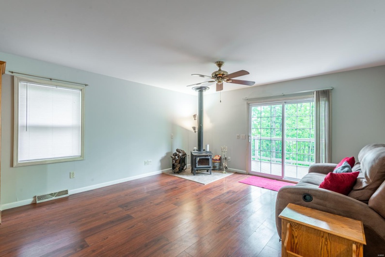 5152 Big Dipper Drive, Perryville, Missouri 63775, 2 Bedrooms Bedrooms, 5 Rooms Rooms,3 BathroomsBathrooms,Residential,For Sale,Big Dipper,MAR25027865
