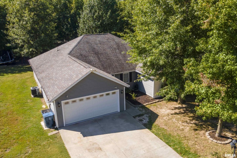 305 Noah Lane, Carterville, Illinois 62918, 4 Bedrooms Bedrooms, 0 ,2 BathroomsBathrooms,Residential,For Sale,Noah,0,RMAEB457795