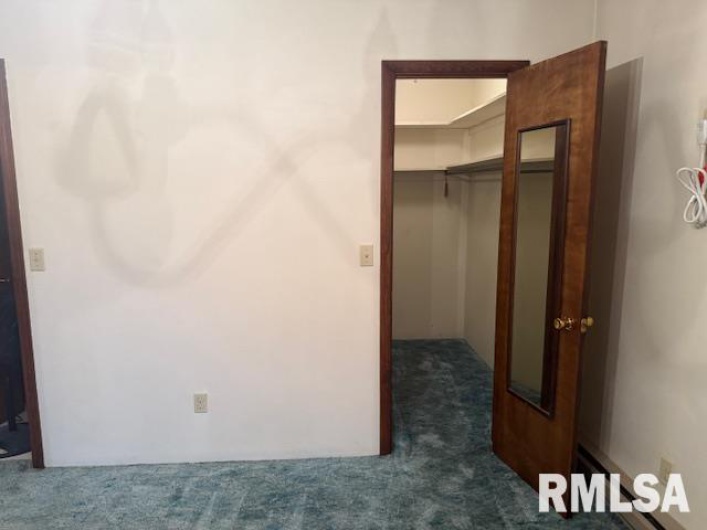 1109 Gent Avenue, Johnston City, Illinois 62951, 2 Bedrooms Bedrooms, 0 ,1 BathroomBathrooms,Residential,For Sale,Gent,0,RMAEB457800