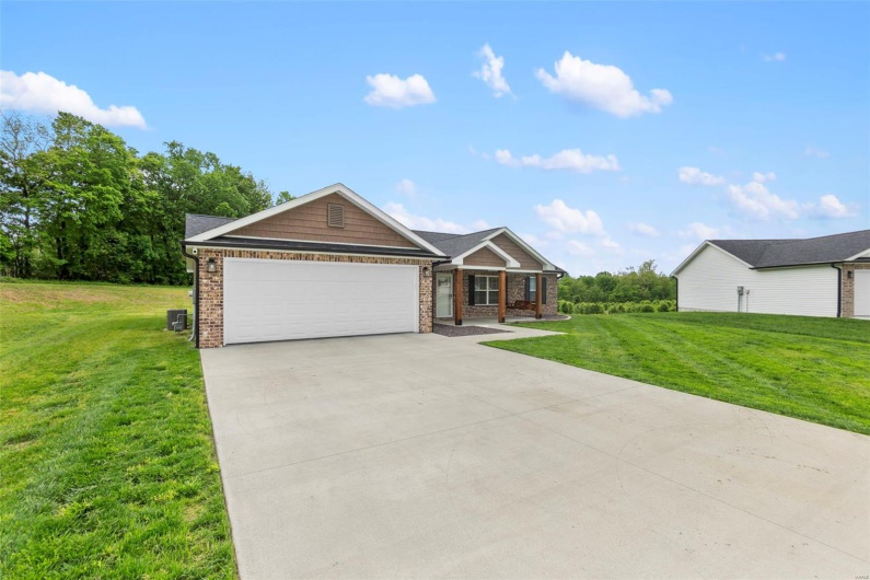 1111 Tulach Ard Court, Jackson, Missouri 63755, 3 Bedrooms Bedrooms, 7 Rooms Rooms,2 BathroomsBathrooms,Residential,For Sale,Tulach Ard,MAR25029243