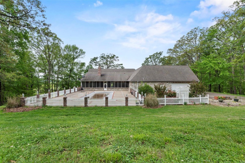 2920 County Road 638, Cape Girardeau, Missouri 63701, 5 Bedrooms Bedrooms, 7 Rooms Rooms,4 BathroomsBathrooms,Residential,For Sale,County Road 638,MAR25021057
