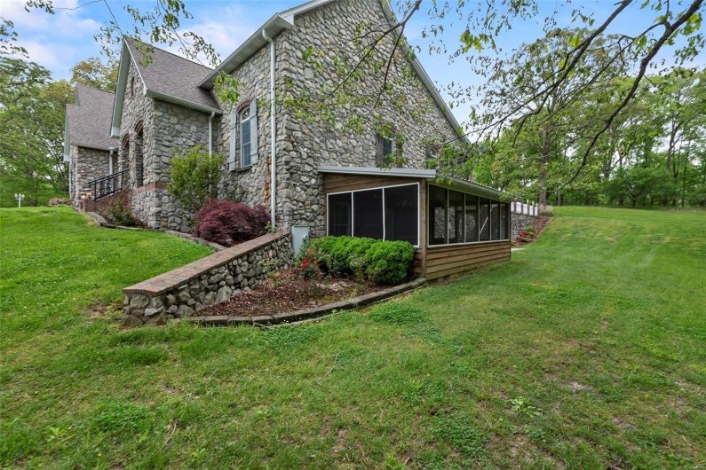 2920 County Road 638, Cape Girardeau, Missouri 63701, 5 Bedrooms Bedrooms, 7 Rooms Rooms,4 BathroomsBathrooms,Residential,For Sale,County Road 638,MAR25021057