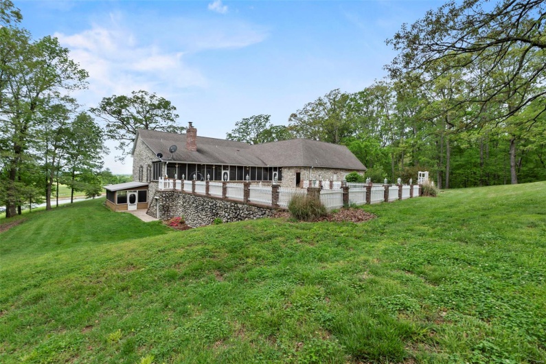 2920 County Road 638, Cape Girardeau, Missouri 63701, 5 Bedrooms Bedrooms, 7 Rooms Rooms,4 BathroomsBathrooms,Residential,For Sale,County Road 638,MAR25021057
