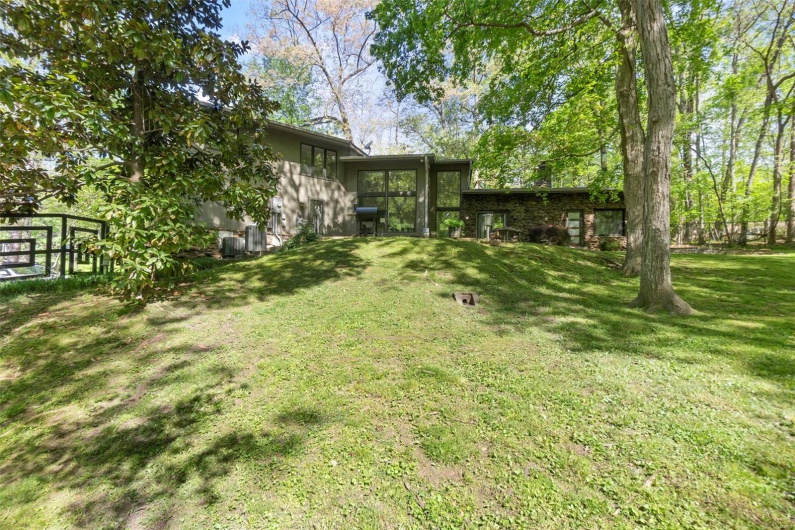 1520 Sylvan Lane, Cape Girardeau, Missouri 63701, 4 Bedrooms Bedrooms, 8 Rooms Rooms,2 BathroomsBathrooms,Residential,For Sale,Sylvan,MAR25029296