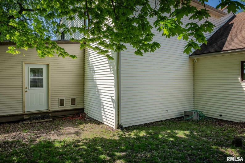 1203 ABBEY Lane, Marion, Illinois 62959, 4 Bedrooms Bedrooms, 0 ,3 BathroomsBathrooms,Residential,For Sale,ABBEY,0,RMAQC4262903