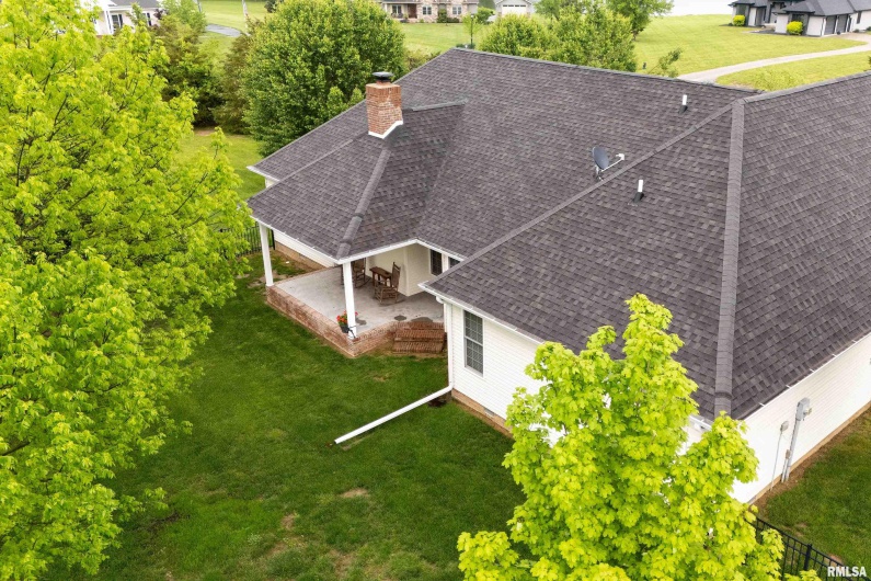 5963 LAKEVIEW Drive, Carterville, Illinois 62918, 4 Bedrooms Bedrooms, 0 ,3 BathroomsBathrooms,Residential,For Sale,LAKEVIEW,0,RMAEB457804