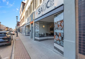127 Main Street, Cape Girardeau, Missouri 63701, ,Commercial Lease,For Sale,Main,MAR25029311