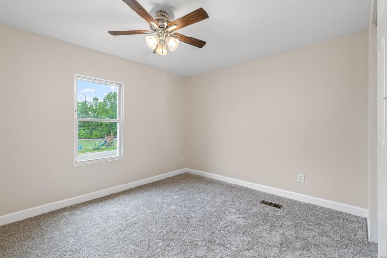300 Lewis Street, Park Hills, Missouri 63601, 3 Bedrooms Bedrooms, 5 Rooms Rooms,1 BathroomBathrooms,Residential,For Sale,Lewis,MAR25029185