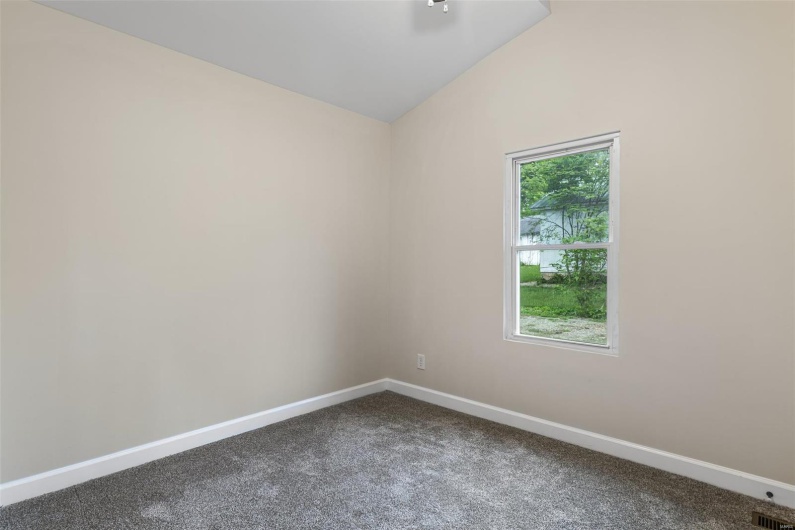 300 Lewis Street, Park Hills, Missouri 63601, 3 Bedrooms Bedrooms, 5 Rooms Rooms,1 BathroomBathrooms,Residential,For Sale,Lewis,MAR25029185