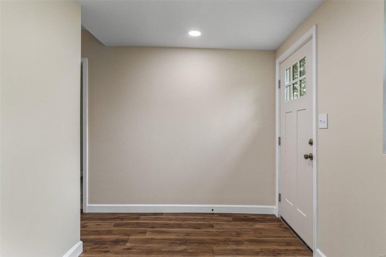 300 Lewis Street, Park Hills, Missouri 63601, 3 Bedrooms Bedrooms, 5 Rooms Rooms,1 BathroomBathrooms,Residential,For Sale,Lewis,MAR25029185