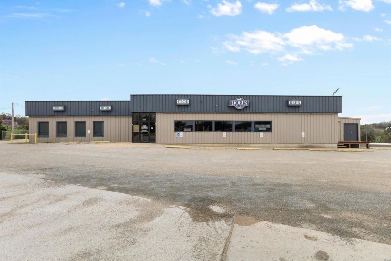 6100 Highway Y, French Village, Missouri 63036, ,Commercial Sale,For Sale,Highway Y,MAR25020354