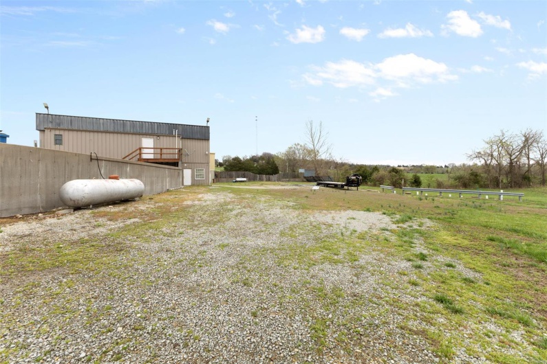 6100 Highway Y, French Village, Missouri 63036, ,Commercial Sale,For Sale,Highway Y,MAR25020354