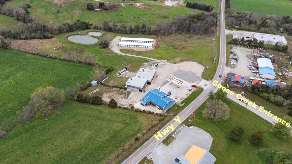 6100 Highway Y, French Village, Missouri 63036, ,Commercial Sale,For Sale,Highway Y,MAR25020354