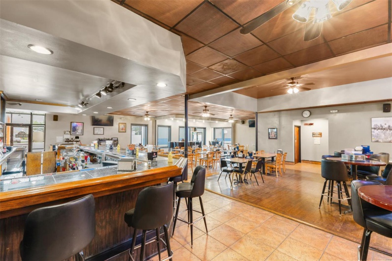 6100 Highway Y, French Village, Missouri 63036, ,Commercial Sale,For Sale,Highway Y,MAR25020354