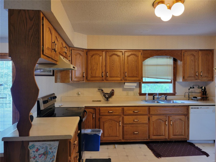 2230 Earleen Street, Cape Girardeau, Missouri 63701, 5 Bedrooms Bedrooms, 6 Rooms Rooms,1 BathroomBathrooms,Residential,For Sale,Earleen,MAR25029415