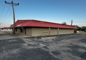 1637 E MALONE AVE, Sikeston, Missouri 63801, ,Commercial Sale,For Sale,E MALONE AVE,MAR24055092