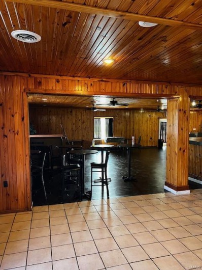1637 E MALONE AVE, Sikeston, Missouri 63801, ,Commercial Sale,For Sale,E MALONE AVE,MAR24055092