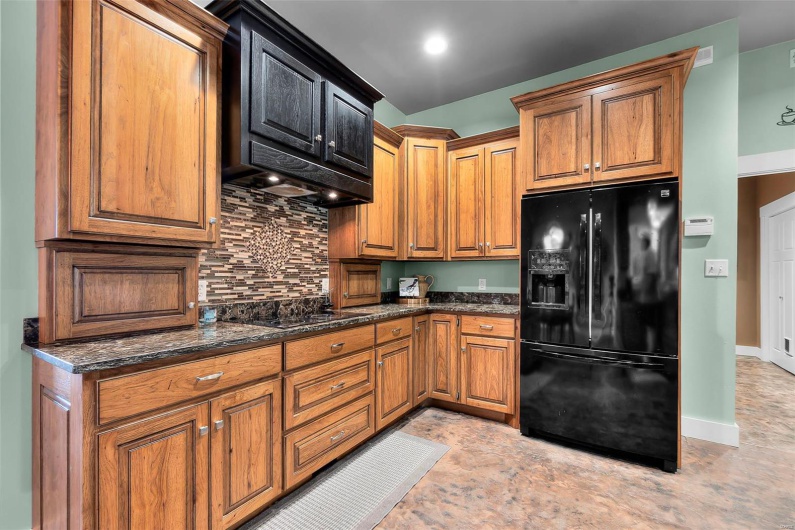 2325 Brister Hill Drive, Cape Girardeau, Missouri 63701, 3 Bedrooms Bedrooms, 8 Rooms Rooms,2 BathroomsBathrooms,Residential,For Sale,Brister Hill,MAR25028998